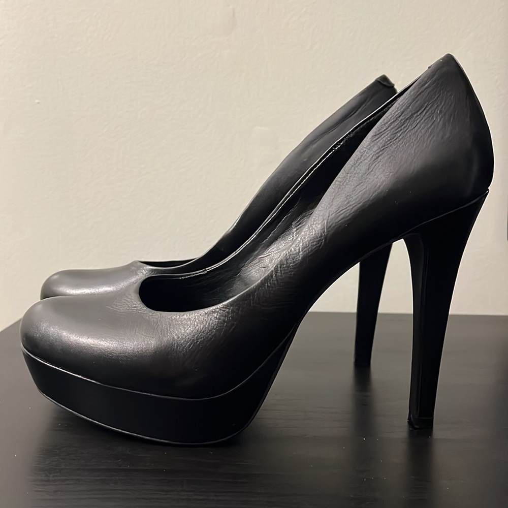 Jessica Simpson Waleo Leather Pumps Size 8
